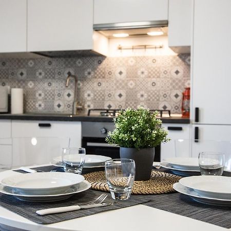 Il Puccino - Modern Apartment ルッカ エクステリア 写真