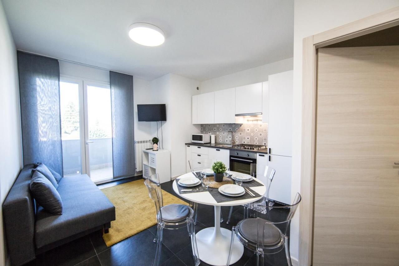 Il Puccino - Modern Apartment ルッカ エクステリア 写真
